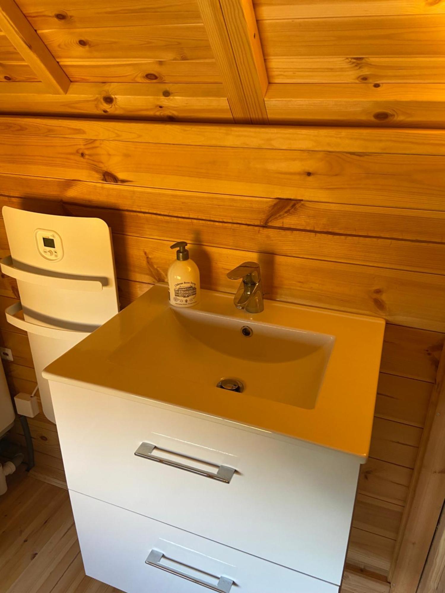 Maison Bois Kota / Bain Nordique / Proche De La Mer / Kota Grill Longueil エクステリア 写真